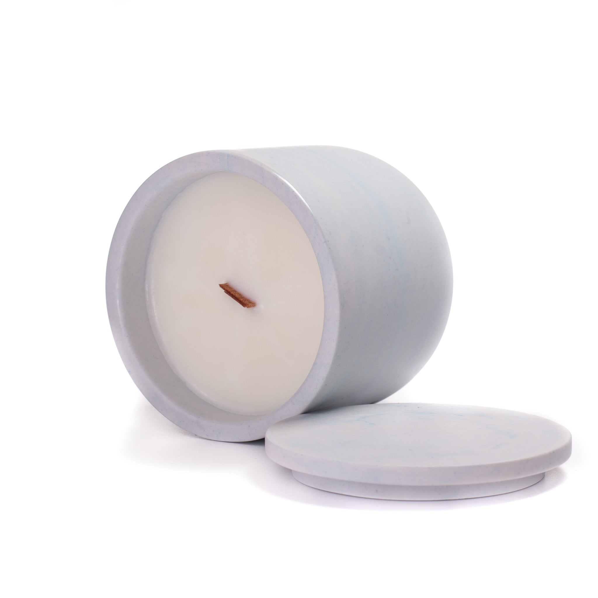 Unscented candle in a marbled Shades of Marbled Sky jar, hand-poured in Denmark